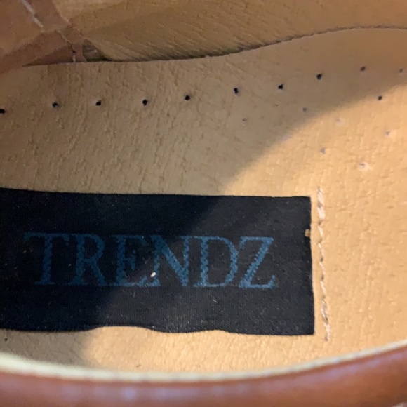 Men’s slip on dress shoes - Picture 2 of 5